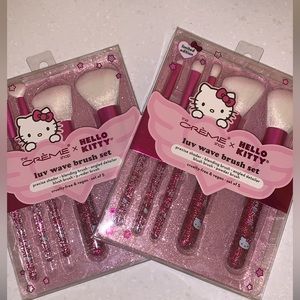Limited Edition Hello Kitty Makeup Brushes